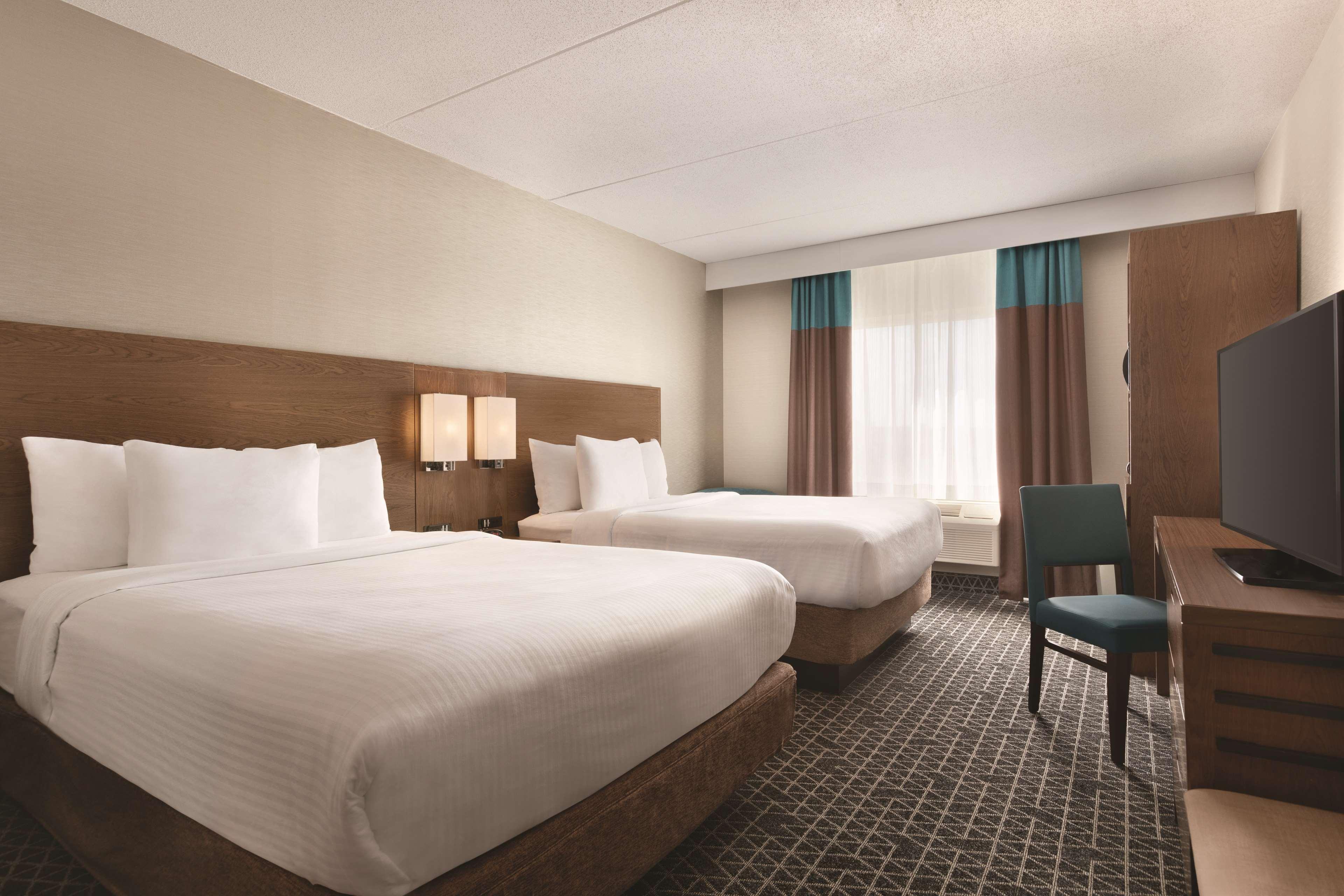 Park Inn By Radisson Brampton, On المظهر الخارجي الصورة