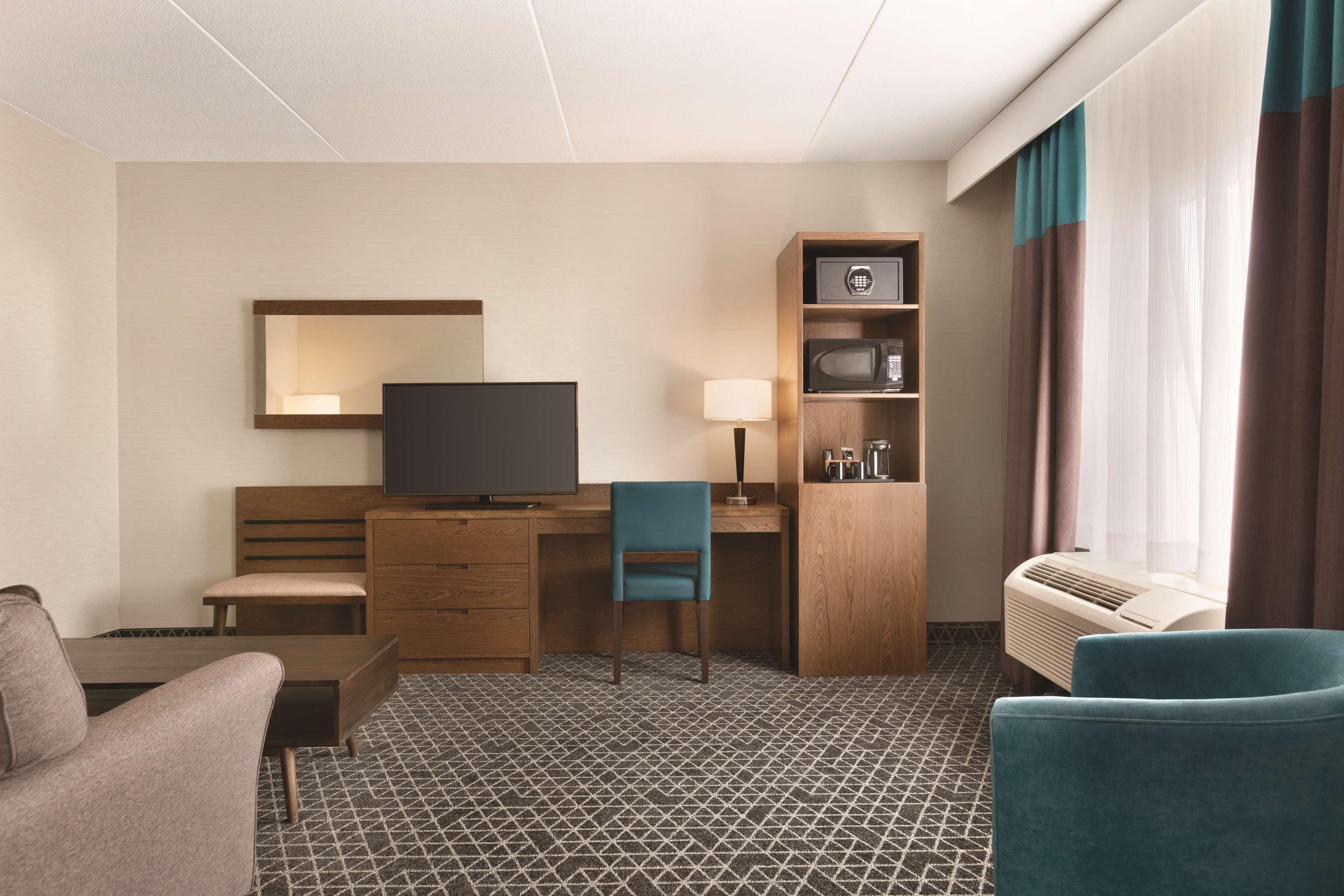 Park Inn By Radisson Brampton, On المظهر الخارجي الصورة