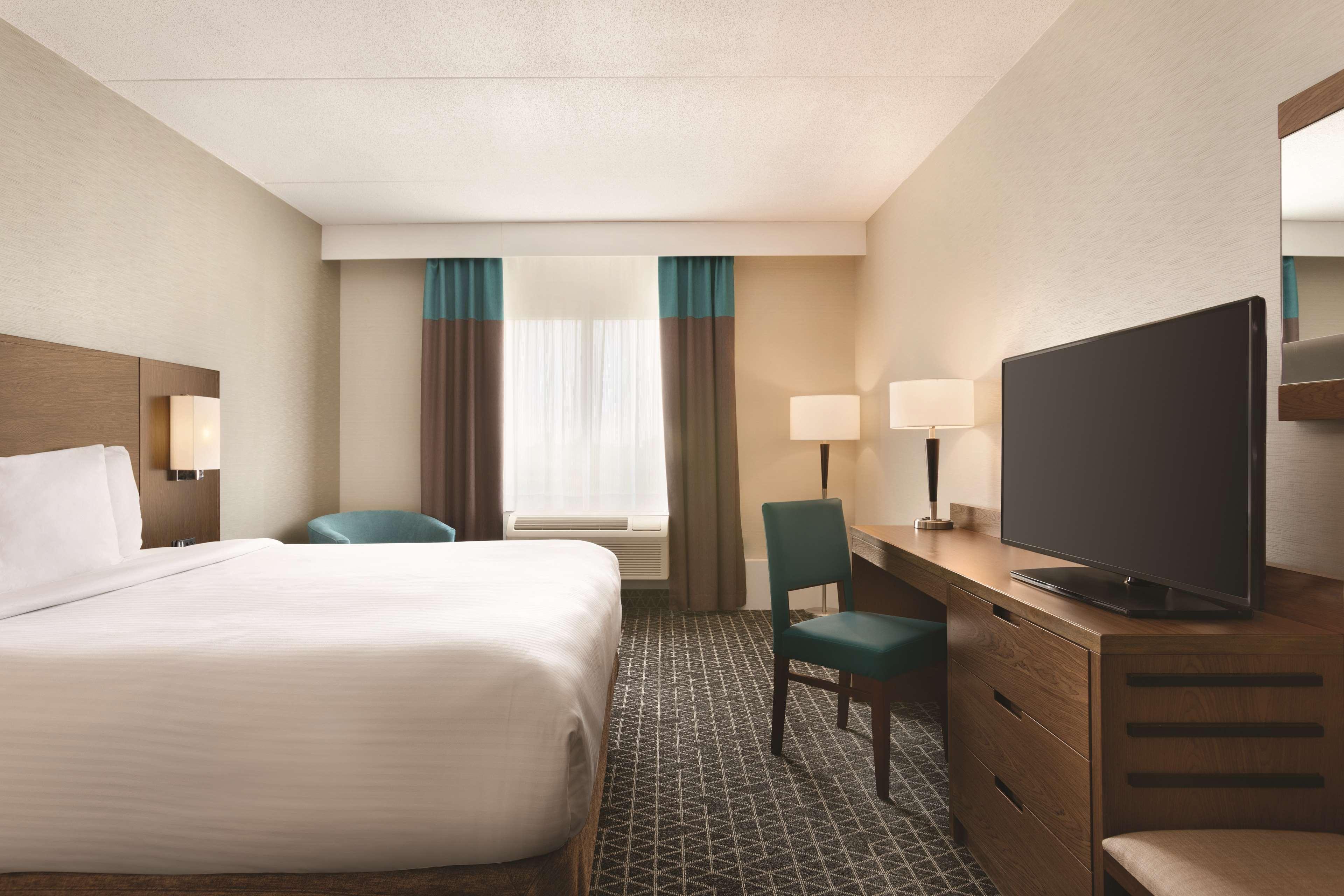 Park Inn By Radisson Brampton, On المظهر الخارجي الصورة