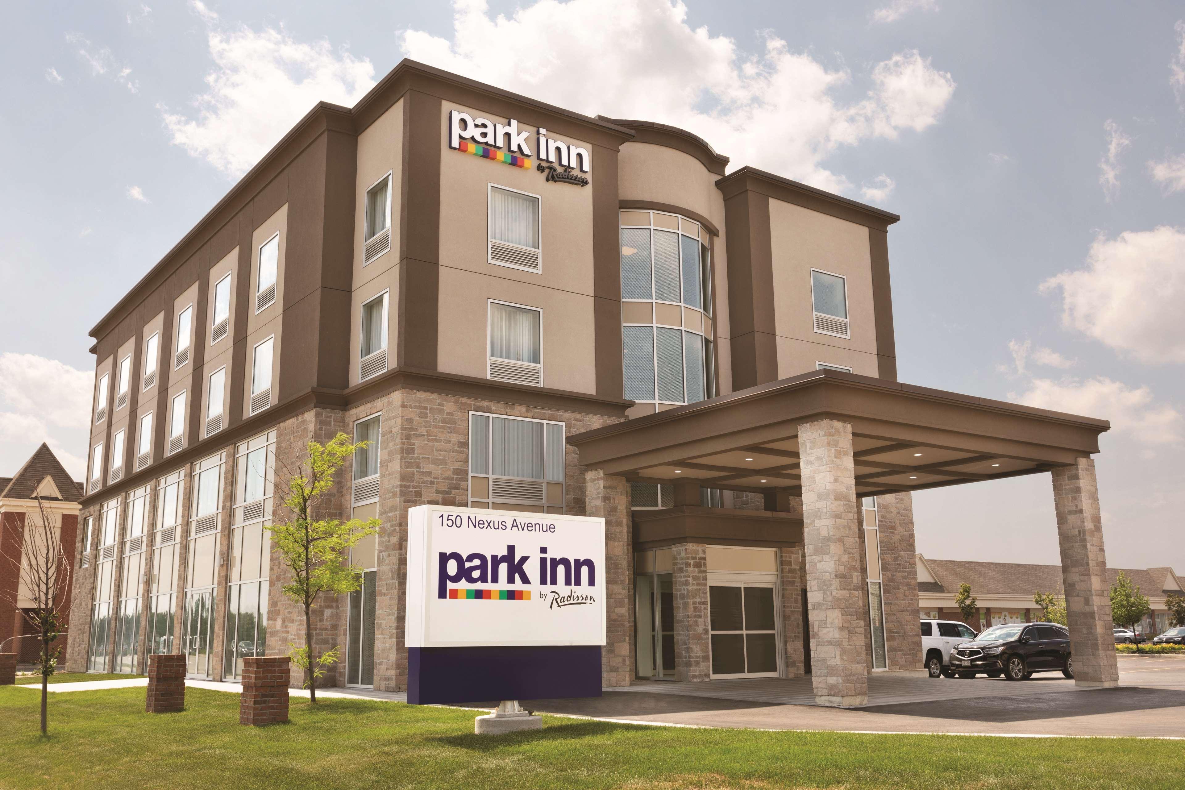 Park Inn By Radisson Brampton, On المظهر الخارجي الصورة