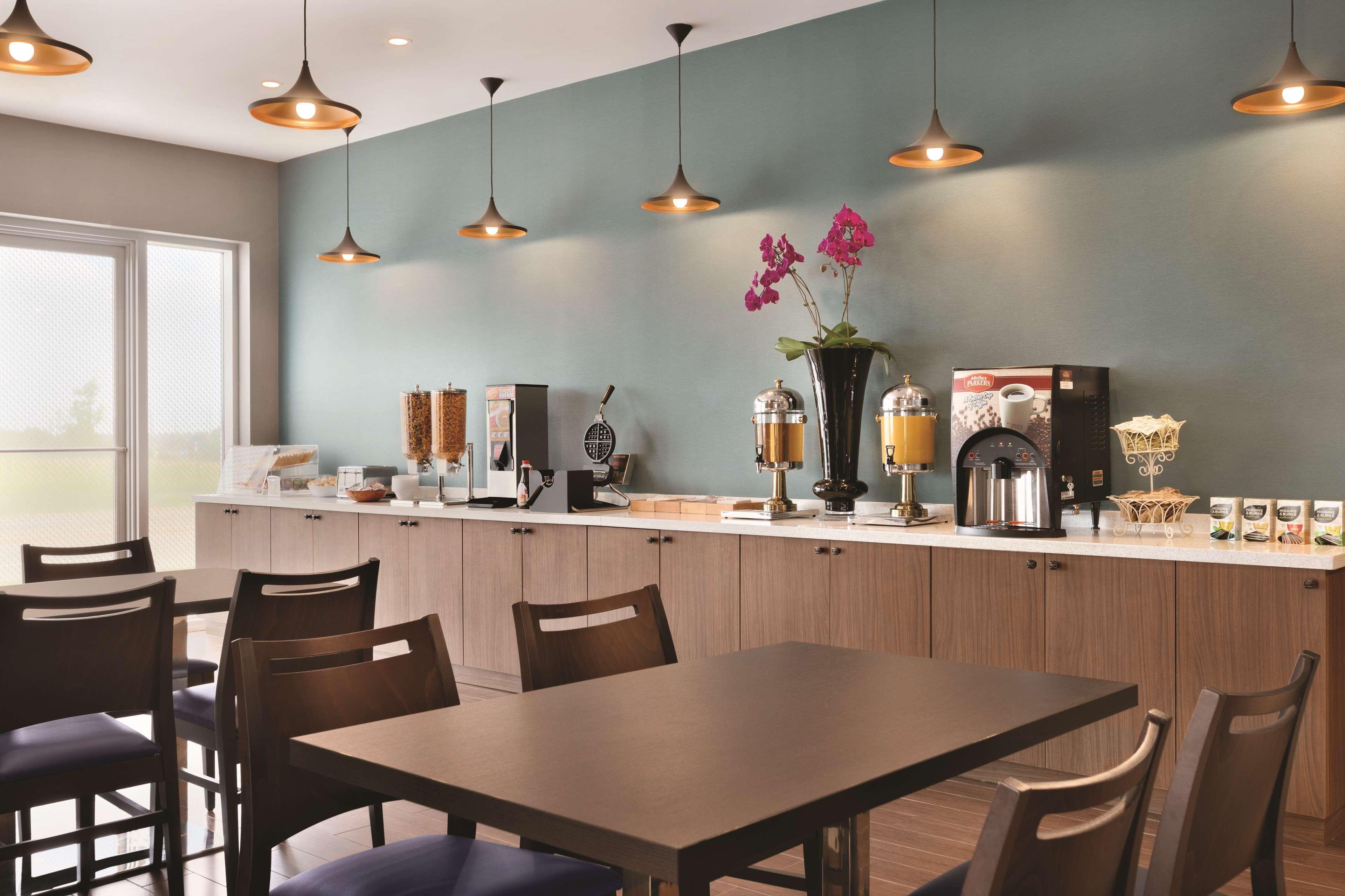Park Inn By Radisson Brampton, On المظهر الخارجي الصورة