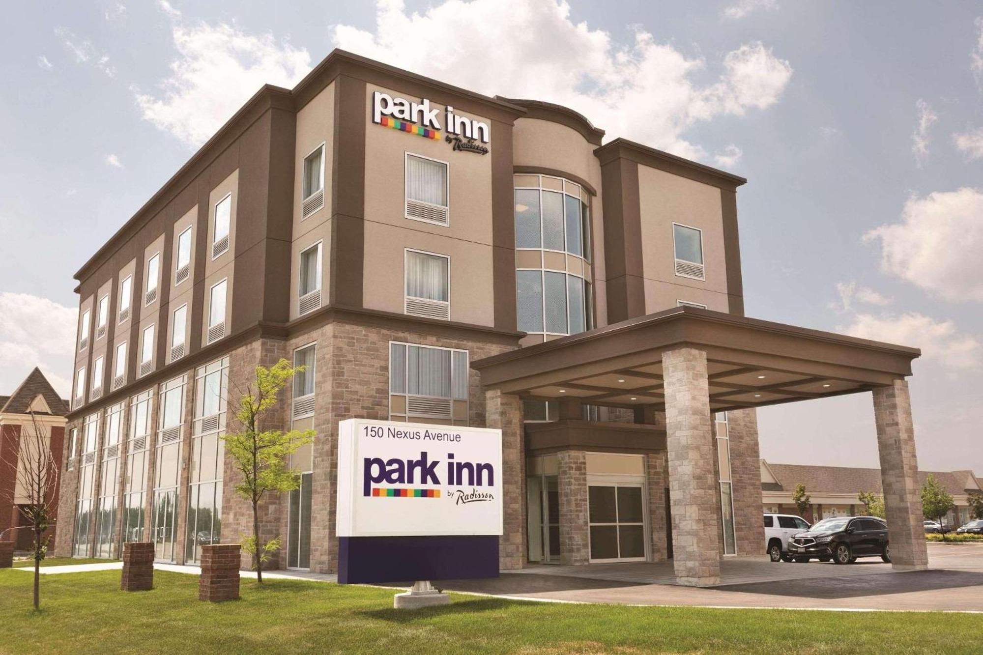 Park Inn By Radisson Brampton, On المظهر الخارجي الصورة